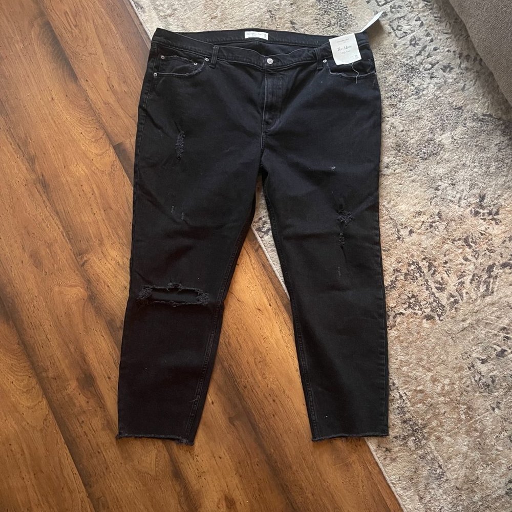 Abercrombie & Fitch Women's High Rise Mom Jeans in Black Ripped Wash